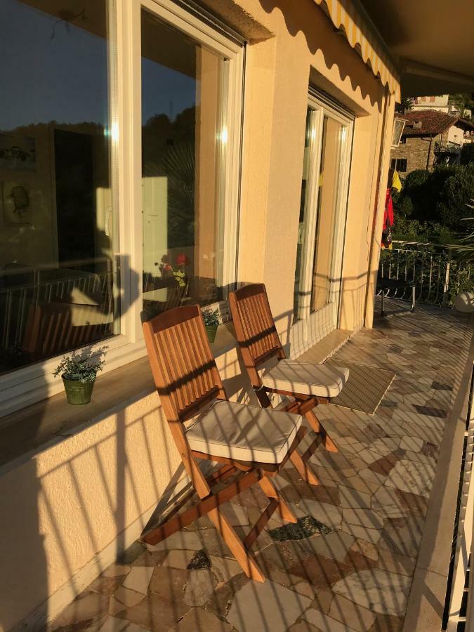 Moderne Ferienwohnung Mit Traumseeblick Lago Maggiore Luino